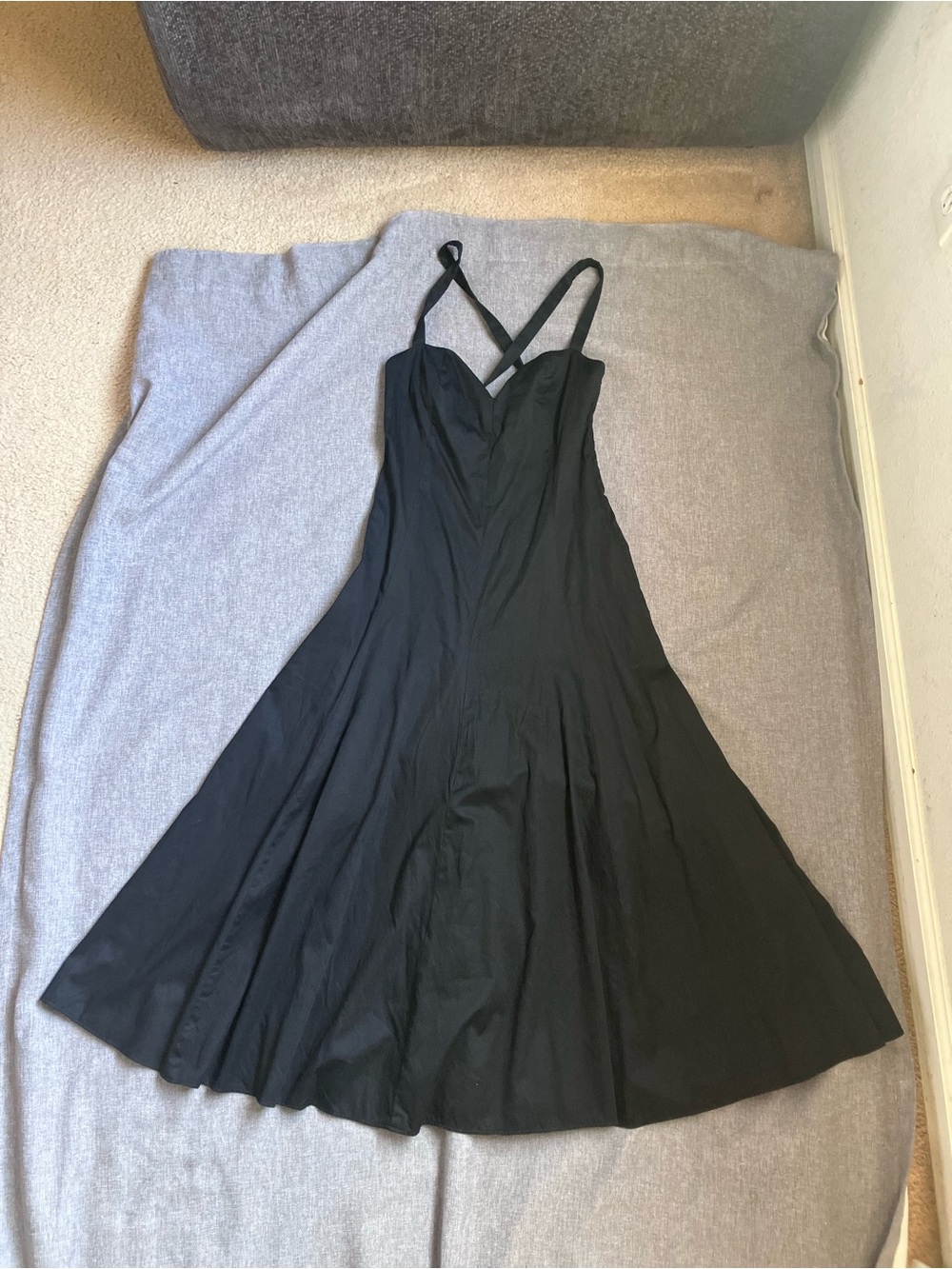 Agnes B. 100% cotton Black Fit-and-Flare Dress with Cross-Strap Detail size S